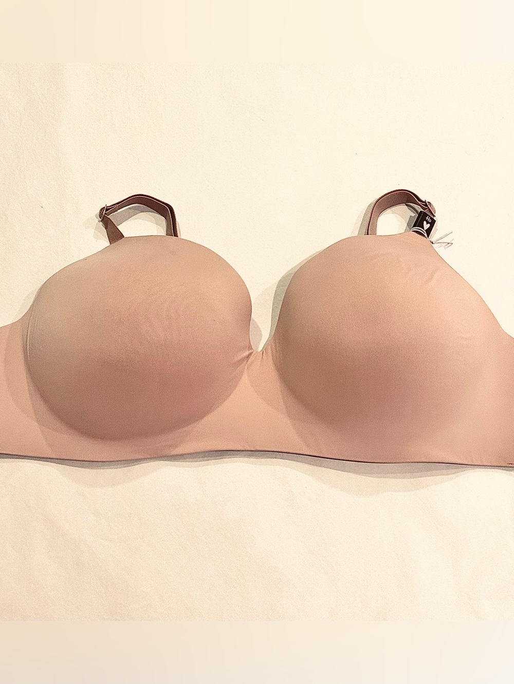 VICTORIA’S SECRET T-Shirt Collection Full Coverage Wireless Bra Praline 44D NWT